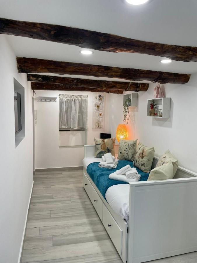 A Casarell Napoli Acomodação com café da manhã Exterior foto